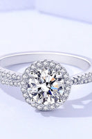 1 Carat Moissanite Round Shape Ring